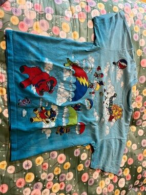 Grateful Dead t shirt